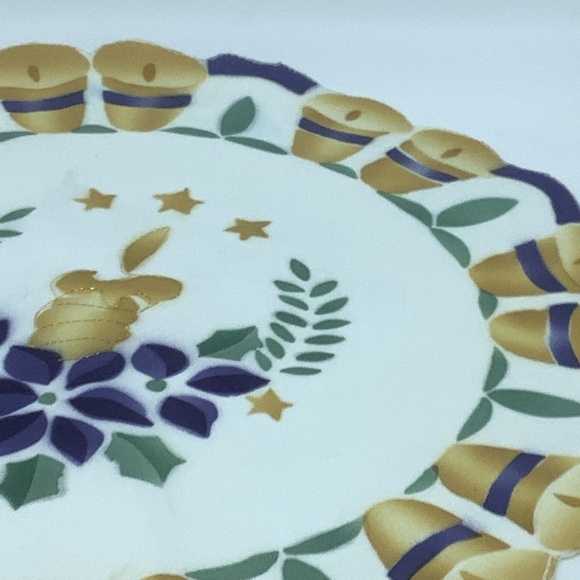 Two 14” Round Holiday Doily/Placemat/Dresser Scarf - Picture 11 of 16